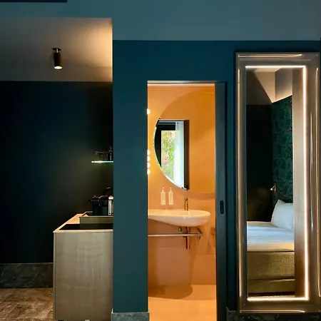 Eze Beach Residence Апартаменты Эз