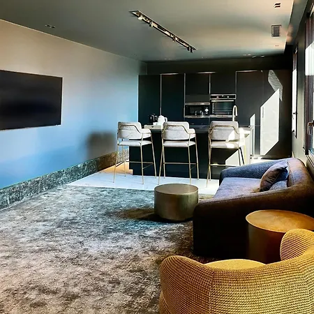 Eze Beach Residence Апартаменты *