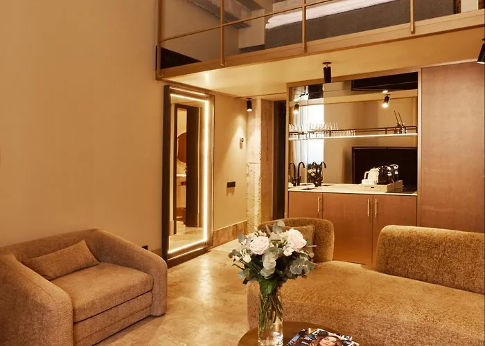 Eze Beach Residence * إز