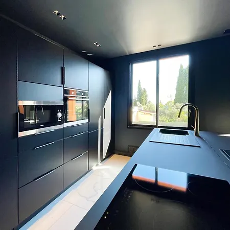 Eze Beach Residence