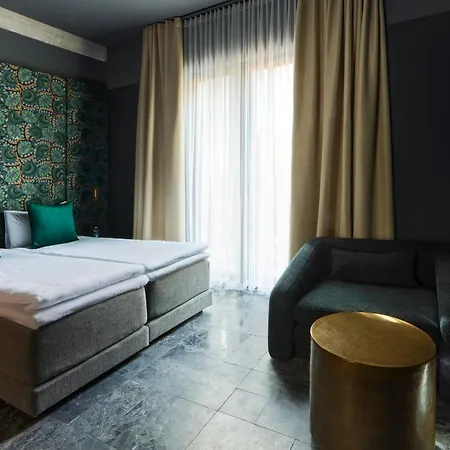 Eze Beach Residence * 艾日