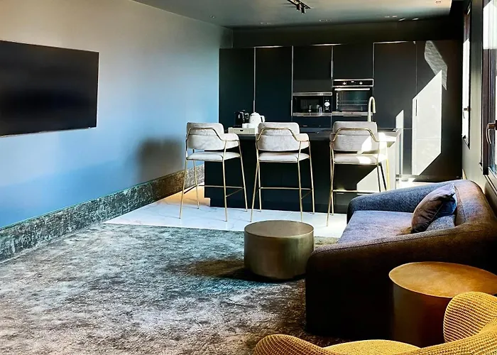 Eze Beach Residence Apartment *